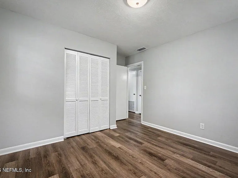 7010 Arques Rd — Photo 28