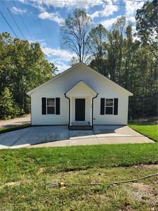 108 Gene Hairston St, Madison, NC, 27025
