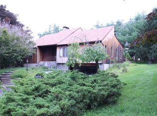 16 Lincoln Ter, Middletown, NY 10940