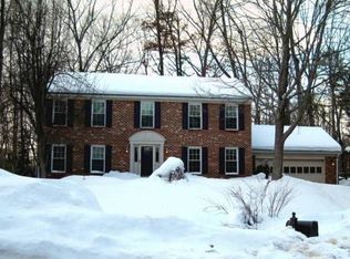 1962 Barton Hill Rd, Reston, VA 20191