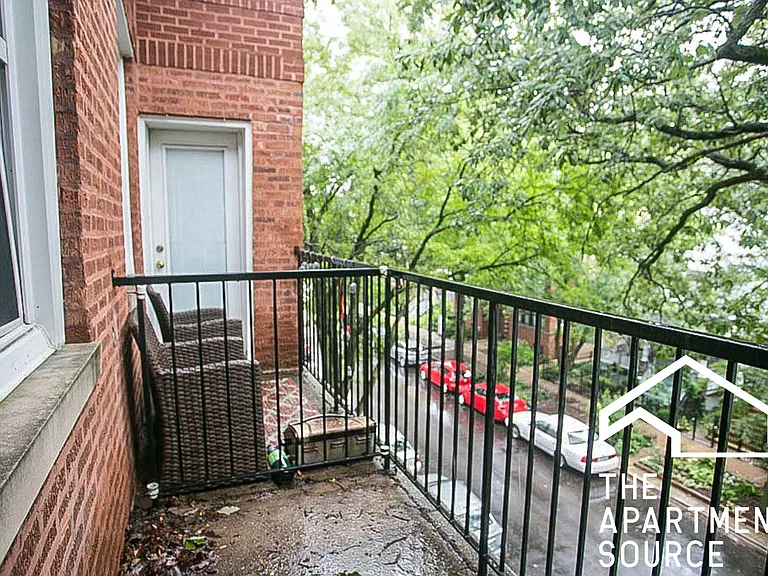 2530 W Leland Ave #1 — Photo 15