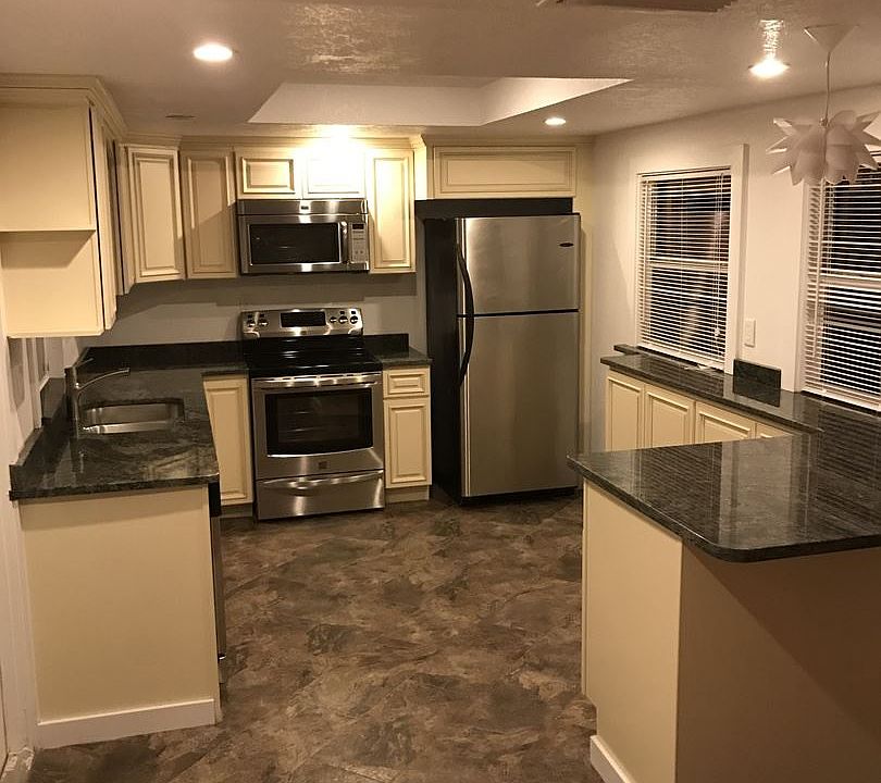 1st image of 2602 Dickson Ave