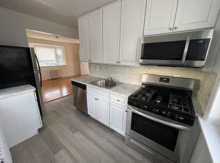 22157 Horace Harding Expy #1A, Oakland Gardens, NY 11364