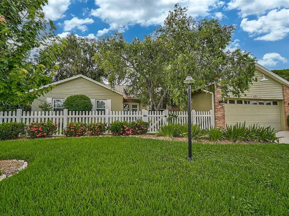 2234 Cork Oak St W, Sarasota, FL 34232