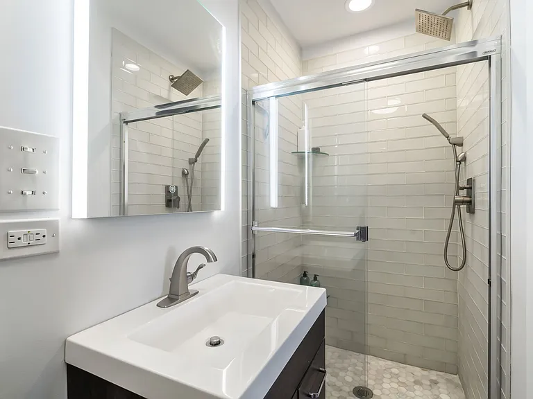 217 Buckingham Dr — Photo 27
