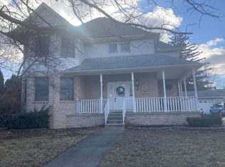 2526 10th St, Wyandotte, MI 48192