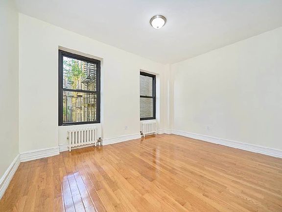 4th image of 78 Manhattan Ave APT 2G