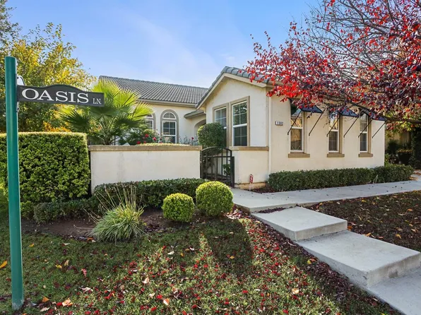 1302 N Oasis Ln, Patterson, CA 95363