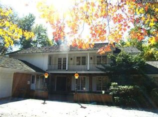 1630 County Line Rd, Gates Mills, OH 44040