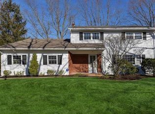 23 Rath Ln, East Brunswick, NJ 08816