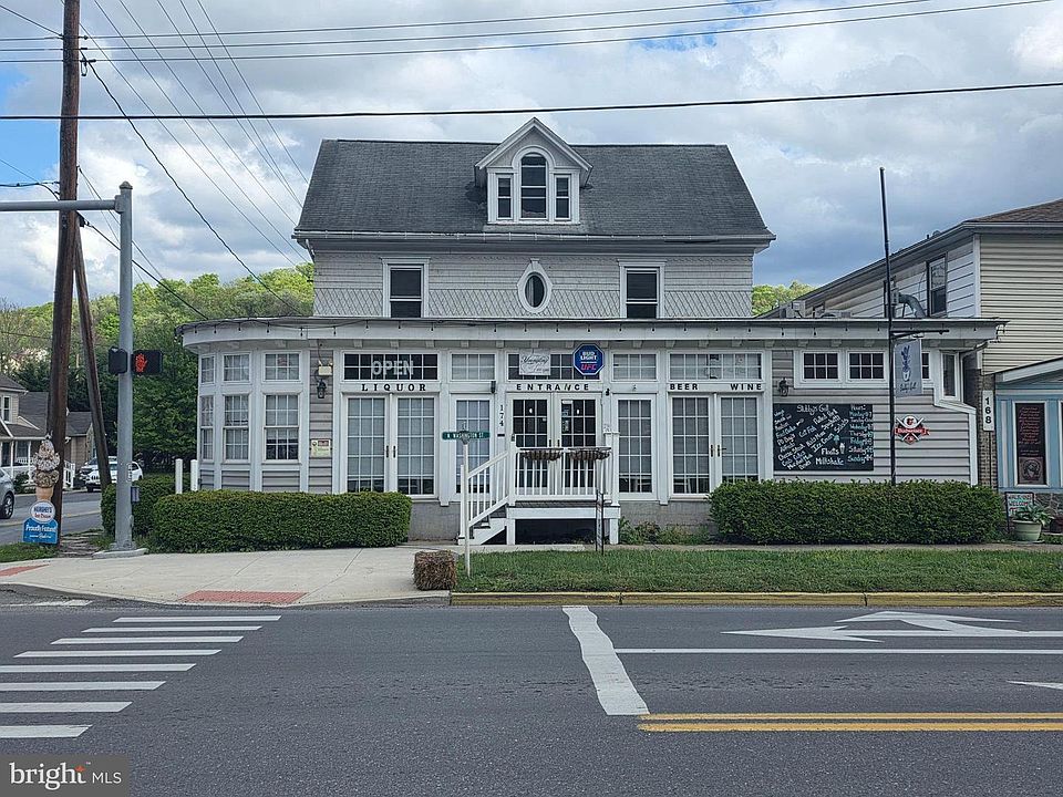 1st image of 174 N Washington St