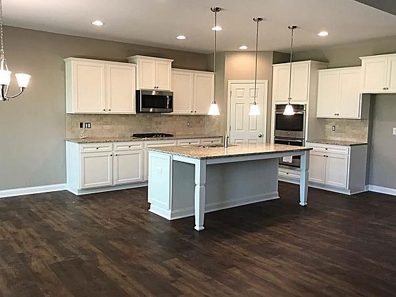 Located on 0179 in Estates At Hawthorne Manor in Hamilton Township, OH