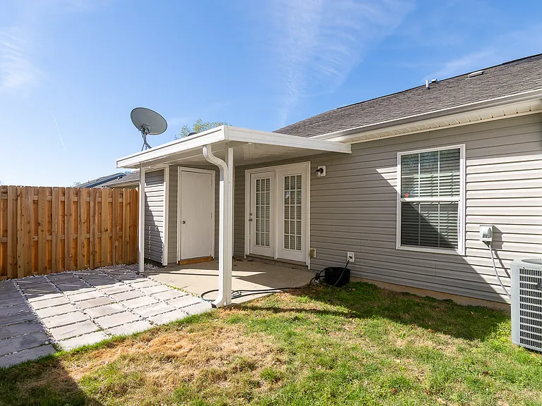 5281 Aruba Cir — Photo 17