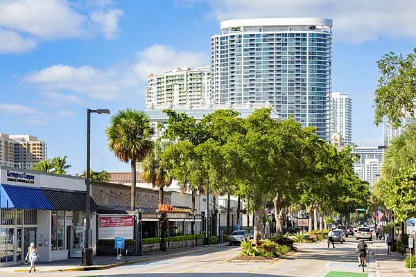 Camden Las Olas — Photo 55