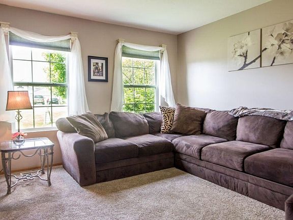 5th image of 15060 Treevalley Dr