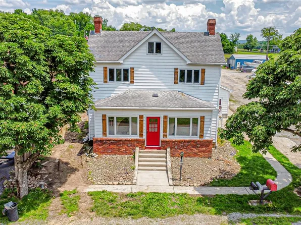 109 Old Meadow Mill Rd, Scottdale, PA 15683