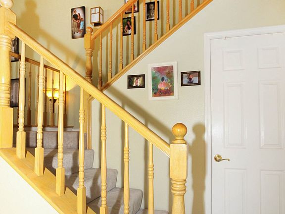 5th image of 1073 Rocton Dr