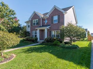 703 Stockbridge Dr, Westfield, IN 46074