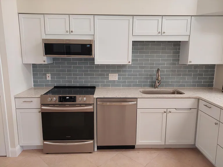 7378 Whitehall Colonial Ln — Photo 14