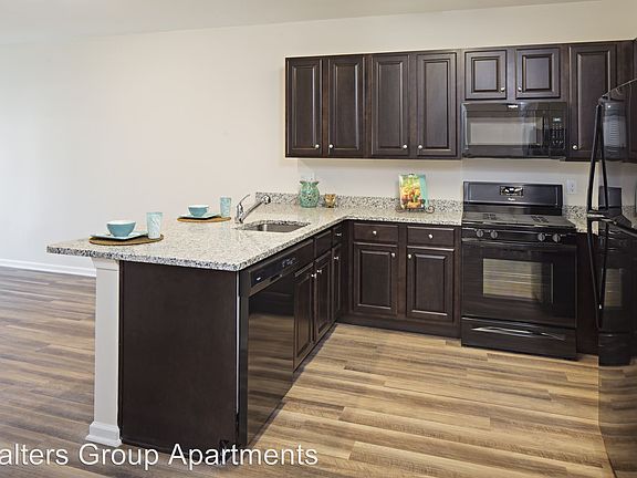 4th image of 2121 Massachusetts Ave APT 106