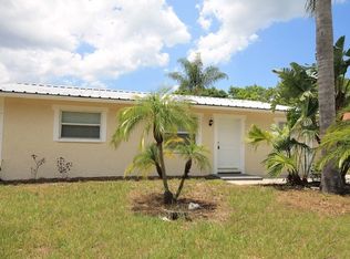 1617 Meridian St, Ruskin, FL 33570
