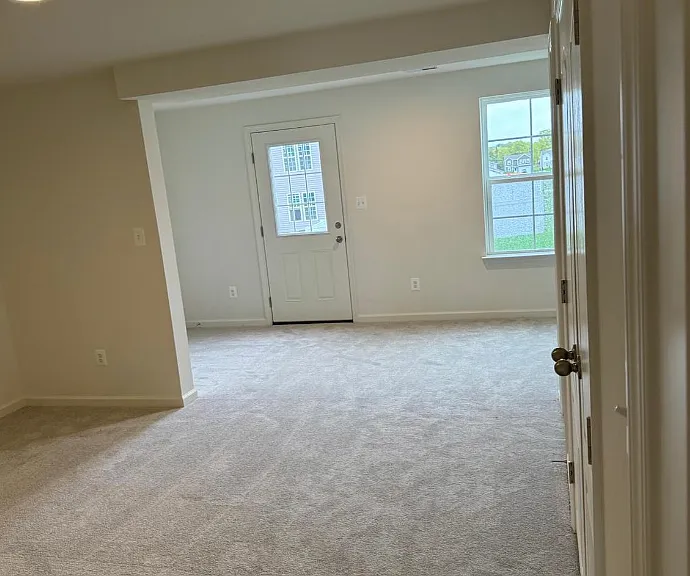 120 Tuxford Rd — Photo 4