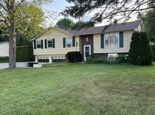 19 Marie Dr, Plattsburgh, NY 12901