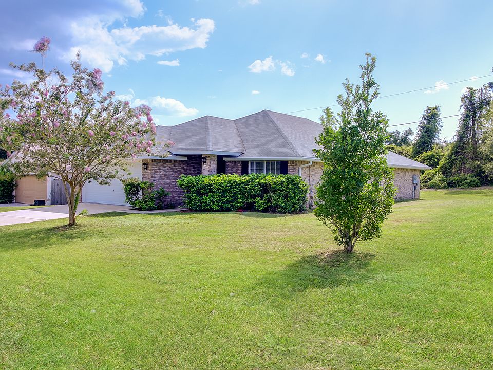 1st image of 757 Mentmore Cir
