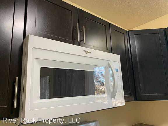 3rd image of 501 7th Ave E APT 1