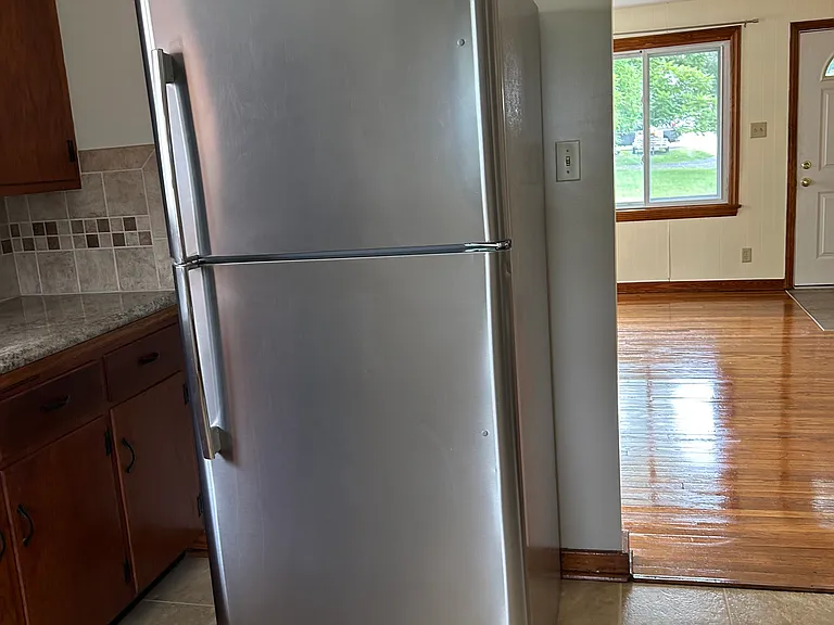 137 Jodon Ave — Photo 9