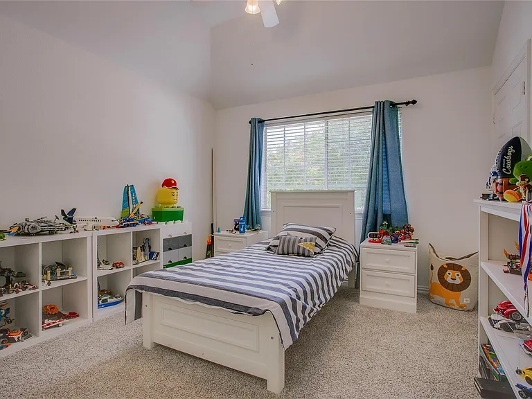 14628 Dickenson Ct — Photo 20