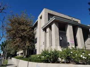 6455 Kester Ave #3, Van Nuys, CA 91411