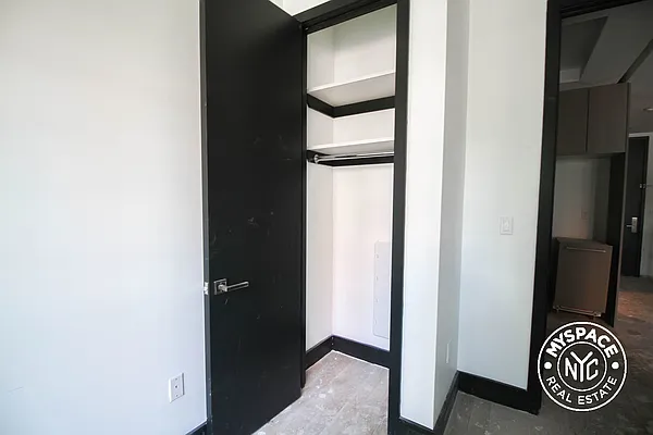 Rented by MySpaceNYC | media 6