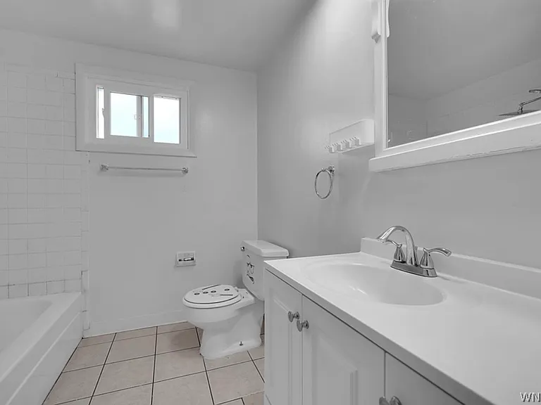 35 Crandon Blvd #2 — Photo 6