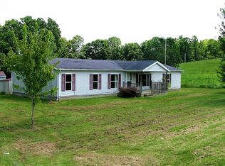 17852 Salt Fork Rd, Newcomerstown, OH 43832