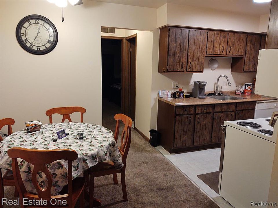 266 E Thirteen Mile Rd Madison Heights, MI Zillow