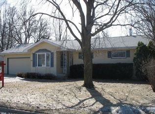146 Howard St, Alburnett, IA