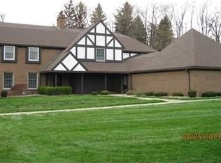 240 Windsor Rdg UNIT 35, New Castle, PA 16105