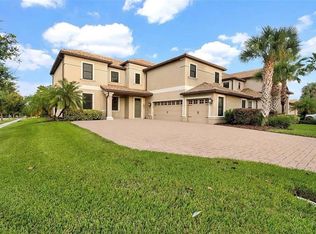 1301 Gleneagles Ln, Davenport, FL 33896