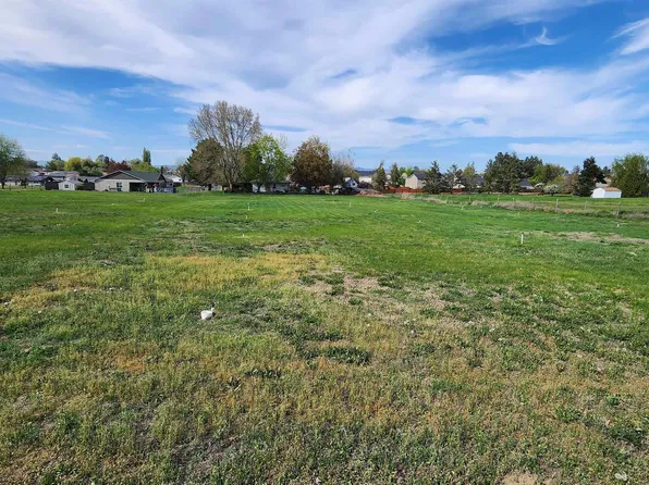 Nka W King St Lot A, Grandview, WA 98930