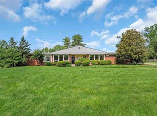 5 Ladue Estates Dr, Saint Louis, MO 63141