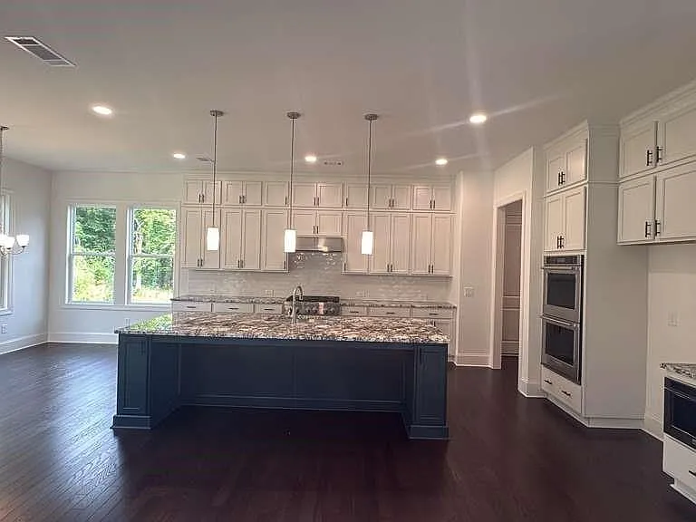 5365 Travers Ln — Photo 12