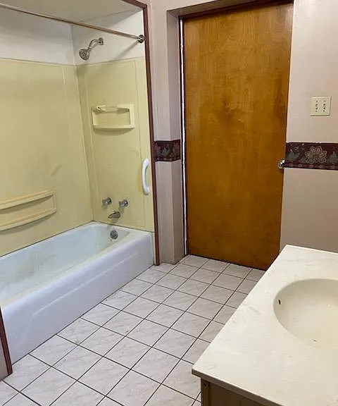 438 Hazle Ave — Photo 6