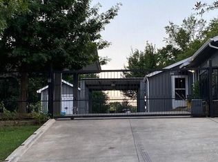 1318 Blodgett Ave, Fort Worth, TX 76115