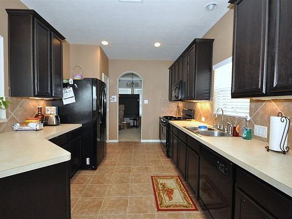 5th image of 24419 Lakecrest Bend Dr