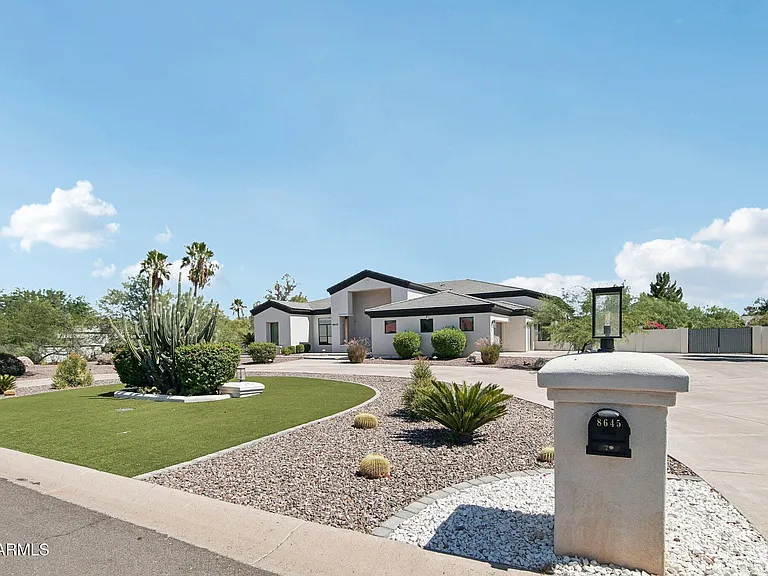 8645 E Wood Dr — Photo 5
