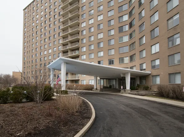 7061 N Kedzie Ave Suite 708, Chicago, IL 60645