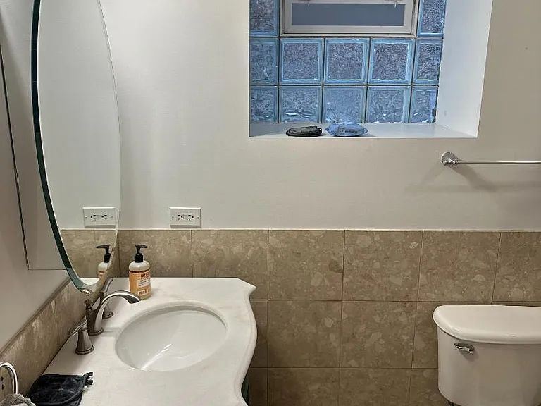 Unit Photo