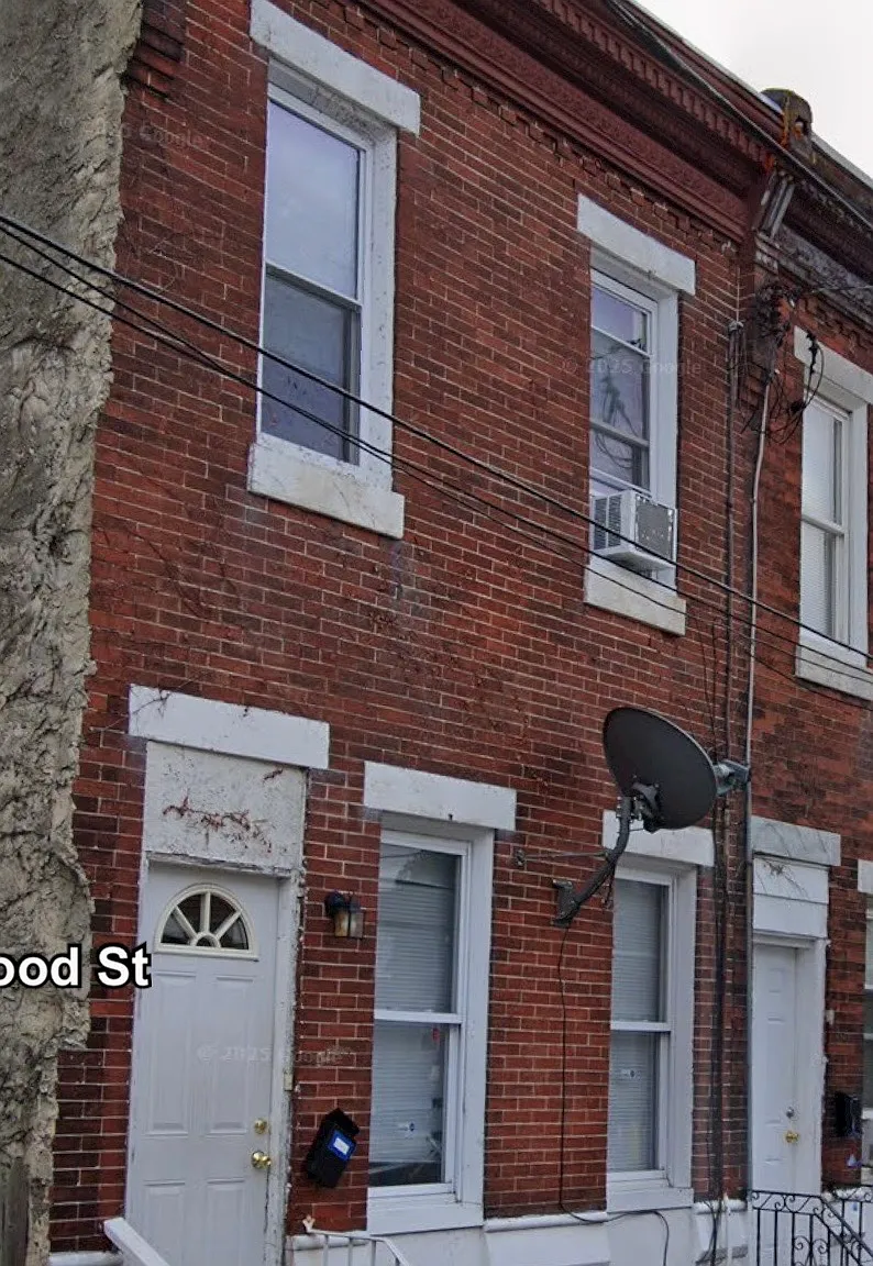 2 bed, 1160 sqft, $1,750 — Photo 1