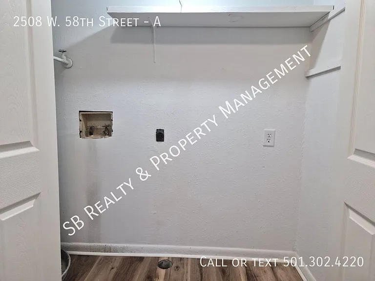 2508 W 58th St #A — Photo 8